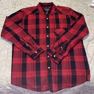 Men’s American Rag button down shirt. Size Large.